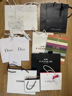 ブランド紙袋セット（DECORTE, Dior, COACHなど）のサムネイル