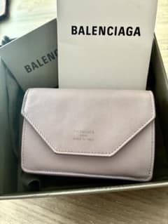 人気限定色　BALENCIAGA 三つ折り財布 ペーパーミニウォレットのサムネイル
