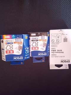 新品、未使用。EPSON純正インク 82のサムネイル