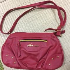 ショルダーバッグのサムネイル