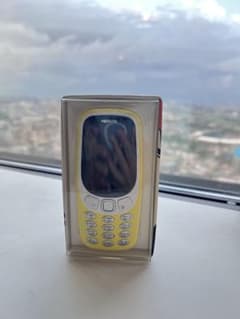 【新品未使用】Nokia 3310 3G イエロー 復刻版 コレクションのサムネイル
