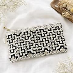 ステキインド刺繍リボンのシアーポーチ　メガネケースのサムネイル