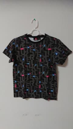 【未使用品】クイックシルバー  キッズTシャツ 140のサムネイル