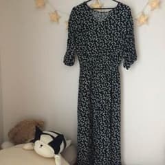 kastane 花柄ワンピースのサムネイル