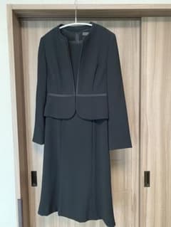Polepin ブラックフォーマル 喪服　美　シルエットのサムネイル