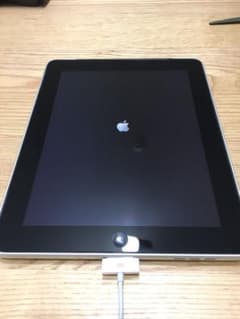 初代 iPad タブレット 64GB A1337 ジャンク品のサムネイル