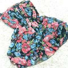 花柄 ワンピースのサムネイル