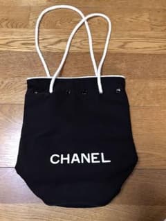 CHANELの巾着のサムネイル