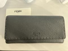 FENDI 長財布　フェンディのサムネイル