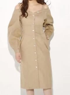 最終★スライ ベージュ SLY OPEN SHOULDER MIDI OPのサムネイル