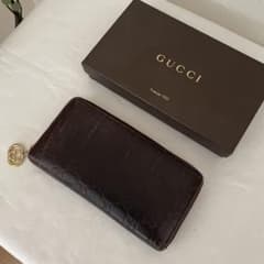 GUCCI GGロゴエンボス長財布 ブラウンのサムネイル
