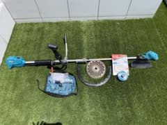 makita マキタ　充電式草刈機　230mm 分割式　MUR143 UDRFのサムネイル