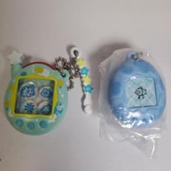 たまごっちシャカシャカチャーム　ミニチュアチャームコレクション　2個セット