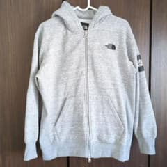 ノースフェイス　THE NORTH FACE　グレー　BOXロゴパーカーのサムネイル