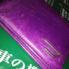 折り財布のサムネイル