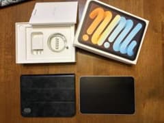 Apple iPad mini本体とケース付きのサムネイル