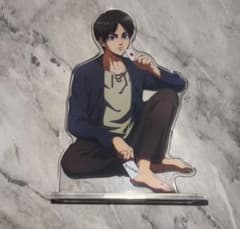 Attack Titan Eren Acrylic Stand Trump theme