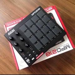 Midiコントローラー akai mpd218のサムネイル