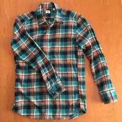 シゲキックス様専用☆UNIQLO☆チェックネルシャツのサムネイル
