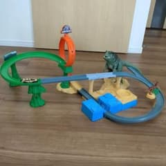 ホットウィール ジュラシックワールド トラックセット - メルカリ