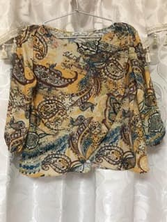 zara秋トップスのサムネイル