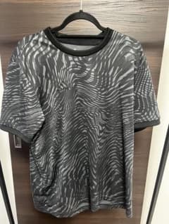 adidas アディダス ゼブラ柄 Tシャツのサムネイル