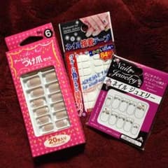ネイルチップ他3点セットor5点セットのサムネイル