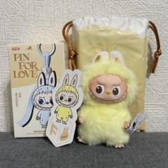 〈F〉THE MONSTERS PIN FOR LOVE イニシャル　ラブブのサムネイル