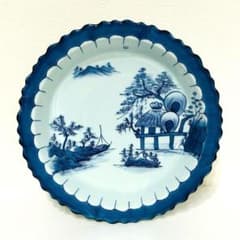 【有田焼 華山窯】染付 山水文 大皿 共箱付き 飾皿 26cm 新品未使用 437960b35b28599ff9e69e07ead6c8