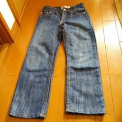 リーバイス　ストレートパンツのサムネイル