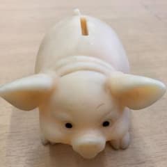 ブタの貯金箱のサムネイル