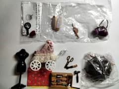 ミニチュア ドールハウス 小物セットのサムネイル
