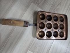 銅製 たこ焼き器 12穴 木製ハンドル - メルカリ