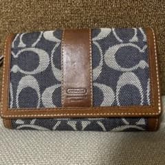 coach 折り財布のサムネイル