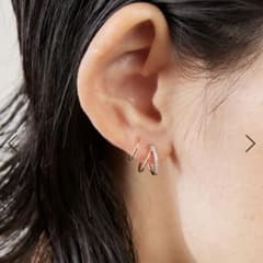 MARIA BLACK Furry Twirl Pierced Earring - メルカリ