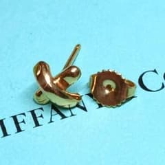 良品 ティファニー 大きめ クロスステッチ ピアス シグネチャー 750 片耳 良品 ティファニー 大きめ クロスステッチ ピアス シグネチャー 750