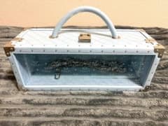 エンジェルシャンパンドゥミセック 空箱のサムネイル
