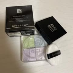 【限定値下げ早い者勝ち】GIVENCHY ジバンシー　フェイスパウダー新品未使用のサムネイル