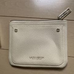 ローラメルシェのサムネイル