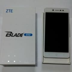 未使用 ZTE BLADE E02 白のサムネイル