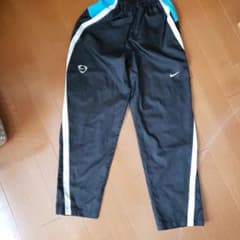 ナイキ　BOYSスポーツパンツのサムネイル