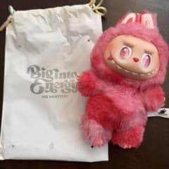 THE MONSTERS ラブブ　赤　LOVEのサムネイル