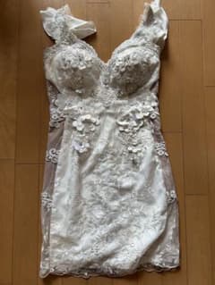 立体フラワーモチーフ ホワイト ミニドレスのサムネイル