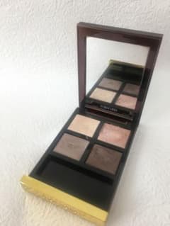 TOM FORD のアイシャドウ、アイカラークォード3A ヌードディップのサムネイル