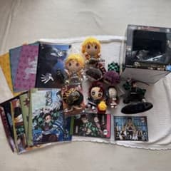 Demon Slayer figures, plush toys, files, and lottery prizes (bulk sale)