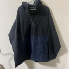 ユニクロ　シャカシャカ　ナイロンパーカー　薄手のサムネイル