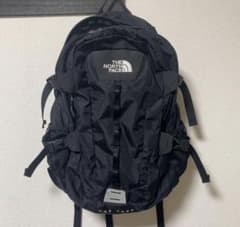 【週末限手値下げ】THE NORTH FACE HOT SHOT バックパックのサムネイル