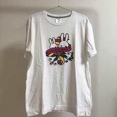 CUNE_キューン Tシャツのサムネイル