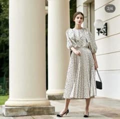 【新品タグ付き】tsuru by mariko oikawa ドットスカートのサムネイル