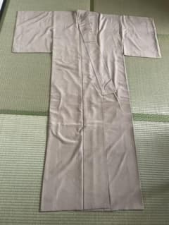 きもの英 はなぶさ 小紋 同色の模様が入ってます きもの英 はなぶさ 小紋 同色の模様が入ってます - メルカリ